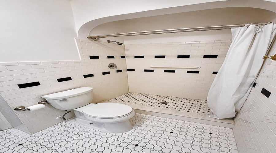 St Petersburg, Florida 33713, 4 Bedroom Bedrooms, ,2 Bathroombathrooms,Residential,For Sale,20Th,0,Mfrtb8531126