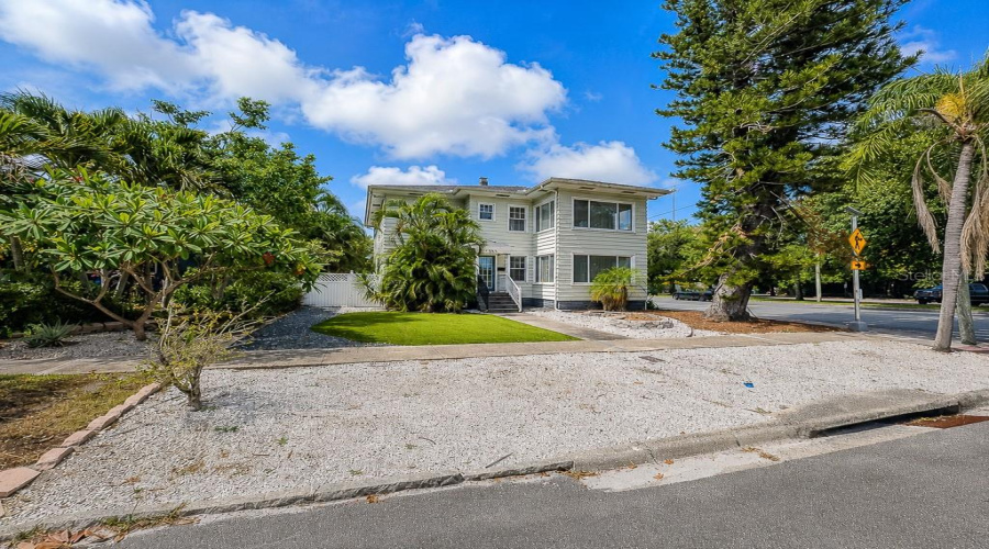 St Petersburg, Florida 33713, 4 Bedroom Bedrooms, ,2 Bathroombathrooms,Residential,For Sale,20Th,0,Mfrtb8531126
