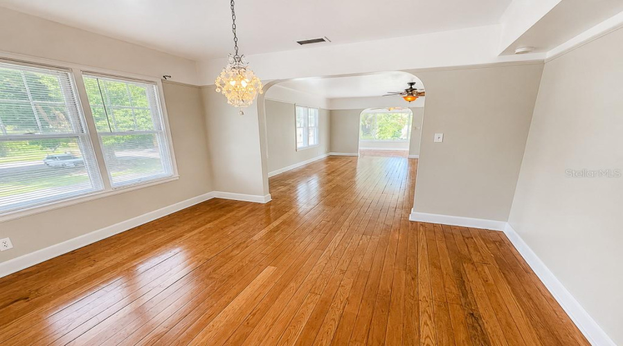 St Petersburg, Florida 33713, 4 Bedroom Bedrooms, ,2 Bathroombathrooms,Residential,For Sale,20Th,0,Mfrtb8531126