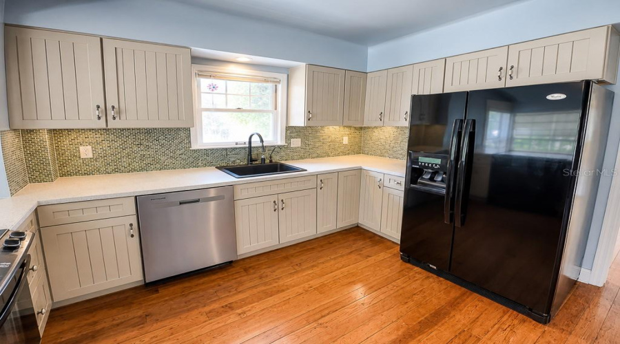 St Petersburg, Florida 33713, 4 Bedroom Bedrooms, ,2 Bathroombathrooms,Residential,For Sale,20Th,0,Mfrtb8531126