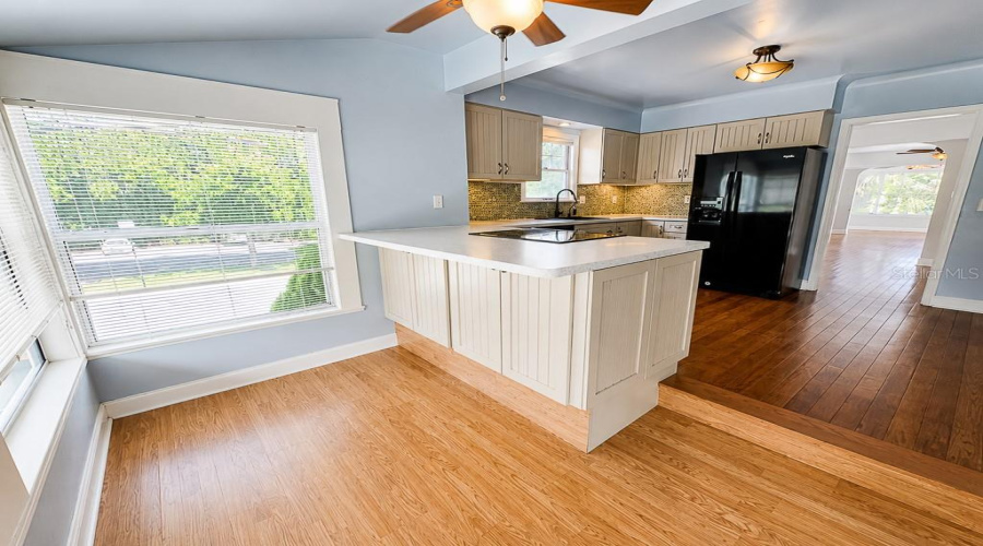 St Petersburg, Florida 33713, 4 Bedroom Bedrooms, ,2 Bathroombathrooms,Residential,For Sale,20Th,0,Mfrtb8531126