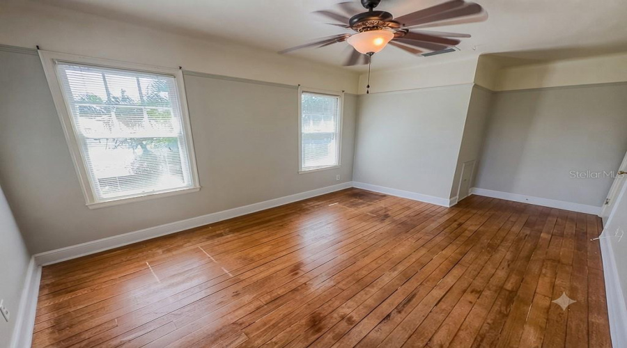 St Petersburg, Florida 33713, 4 Bedroom Bedrooms, ,2 Bathroombathrooms,Residential,For Sale,20Th,0,Mfrtb8531126