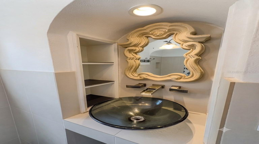 St Petersburg, Florida 33713, 4 Bedroom Bedrooms, ,2 Bathroombathrooms,Residential,For Sale,20Th,0,Mfrtb8531126