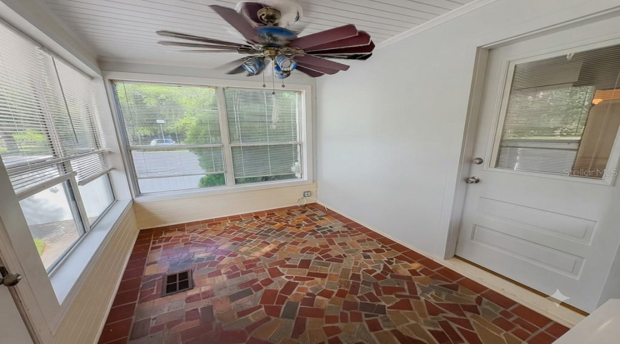 St Petersburg, Florida 33713, 4 Bedroom Bedrooms, ,2 Bathroombathrooms,Residential,For Sale,20Th,0,Mfrtb8531126