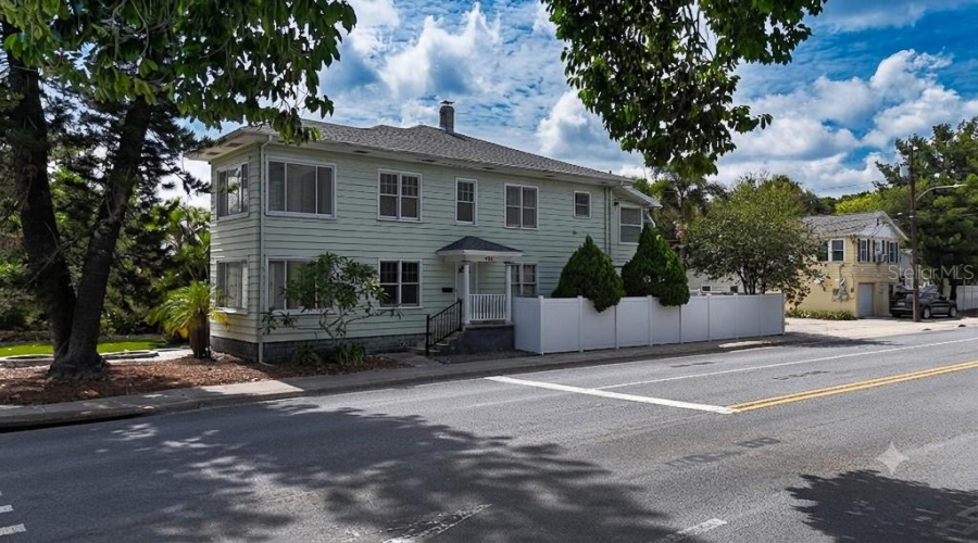St Petersburg, Florida 33713, 4 Bedroom Bedrooms, ,2 Bathroombathrooms,Residential,For Sale,20Th,0,Mfrtb8531126
