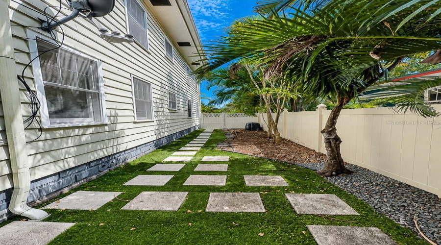 St Petersburg, Florida 33713, 4 Bedroom Bedrooms, ,2 Bathroombathrooms,Residential,For Sale,20Th,0,Mfrtb8531126