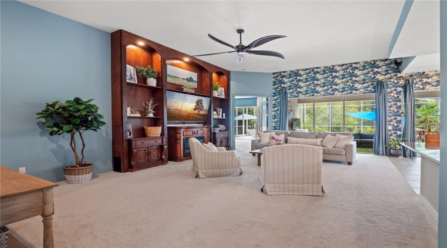 Orlando, Florida 32827, 3 Bedroom Bedrooms, ,2 Bathroombathrooms,Residential,For Sale,Zelkova,0,Mfro6413233