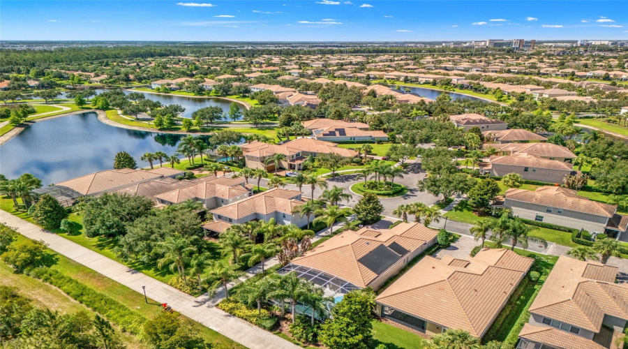 Orlando, Florida 32827, 3 Bedroom Bedrooms, ,2 Bathroombathrooms,Residential,For Sale,Zelkova,0,Mfro6413233