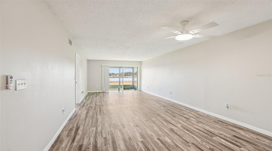 Port Richey, Florida 34668, 2 Bedroom Bedrooms, ,1 Bathroombathrooms,Residential,For Sale,Carriage Hill,0,Mfrtb8470588