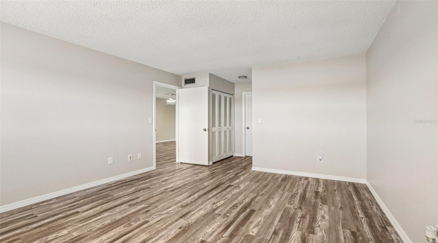 Port Richey, Florida 34668, 2 Bedroom Bedrooms, ,1 Bathroombathrooms,Residential,For Sale,Carriage Hill,0,Mfrtb8470588