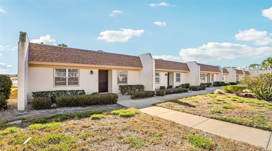 Port Richey, Florida 34668, 2 Bedroom Bedrooms, ,1 Bathroombathrooms,Residential,For Sale,Carriage Hill,0,Mfrtb8470588