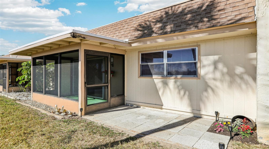Port Richey, Florida 34668, 2 Bedroom Bedrooms, ,1 Bathroombathrooms,Residential,For Sale,Carriage Hill,0,Mfrtb8470588