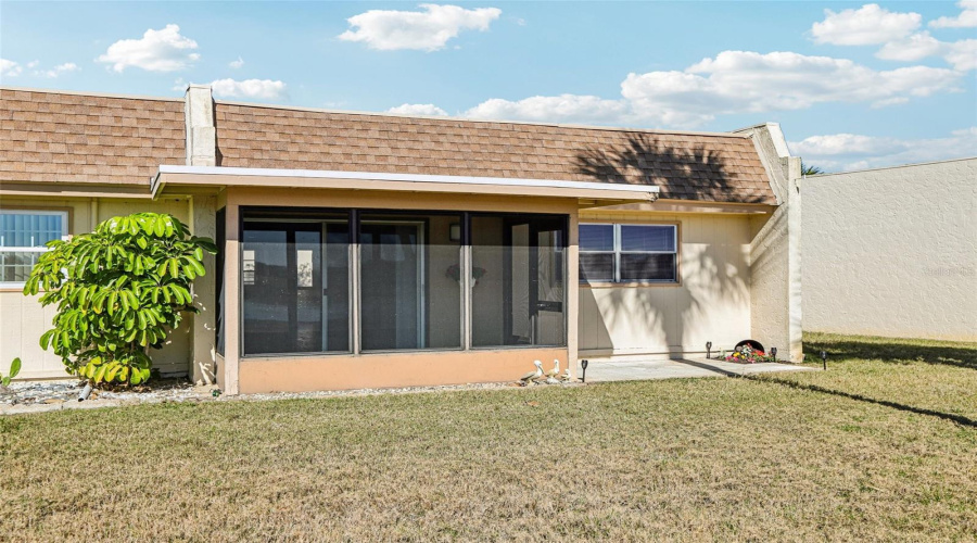 Port Richey, Florida 34668, 2 Bedroom Bedrooms, ,1 Bathroombathrooms,Residential,For Sale,Carriage Hill,0,Mfrtb8470588