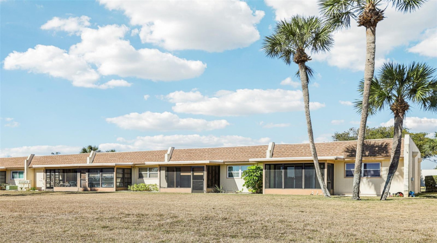Port Richey, Florida 34668, 2 Bedroom Bedrooms, ,1 Bathroombathrooms,Residential,For Sale,Carriage Hill,0,Mfrtb8470588