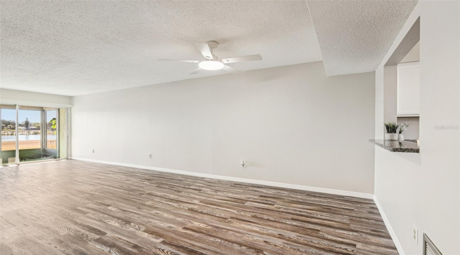 Port Richey, Florida 34668, 2 Bedroom Bedrooms, ,1 Bathroombathrooms,Residential,For Sale,Carriage Hill,0,Mfrtb8470588
