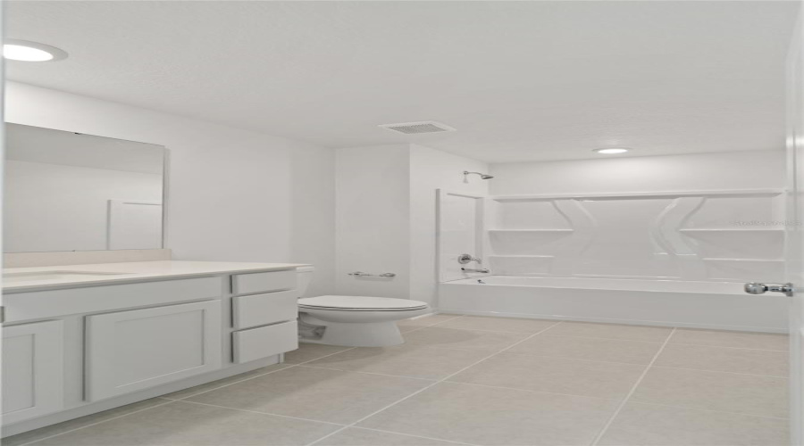 Winter Haven, Florida 33884, 5 Bedroom Bedrooms, ,2 Bathroombathrooms,Residential,For Sale,Botticella,0,Mfro6437016