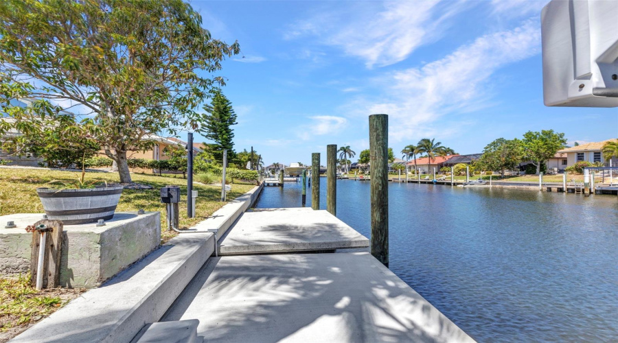 Punta Gorda, Florida 33950, 3 Bedroom Bedrooms, ,2 Bathroombathrooms,Residential,For Sale,Saint Thomas,0,Mfrc7530007