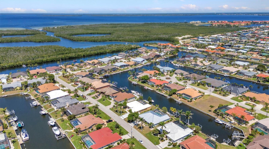 Punta Gorda, Florida 33950, 3 Bedroom Bedrooms, ,2 Bathroombathrooms,Residential,For Sale,Saint Thomas,0,Mfrc7530007