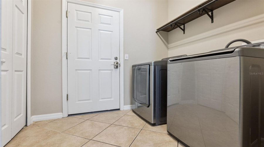 Orlando, Florida 32827, 3 Bedroom Bedrooms, ,2 Bathroombathrooms,Residential,For Sale,Cypress Vine,0,Mfrs5156355