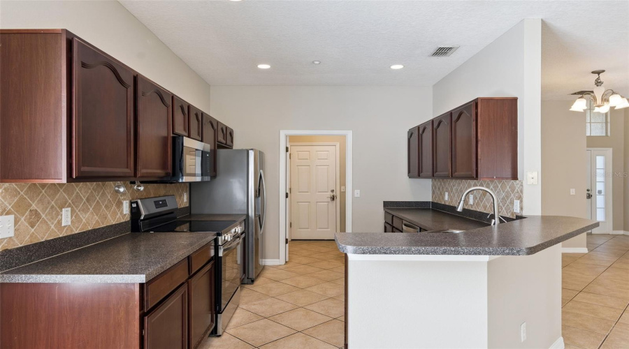 Orlando, Florida 32827, 3 Bedroom Bedrooms, ,2 Bathroombathrooms,Residential,For Sale,Cypress Vine,0,Mfrs5156355