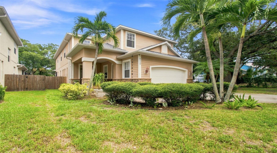 Tampa, Florida 33611, 4 Bedroom Bedrooms, ,2 Bathroombathrooms,Residential,For Sale,4Th,0,Mfrtb8541735