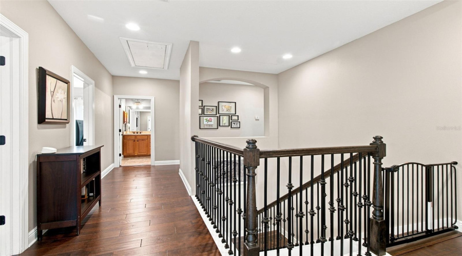 Tampa, Florida 33611, 4 Bedroom Bedrooms, ,2 Bathroombathrooms,Residential,For Sale,4Th,0,Mfrtb8541735