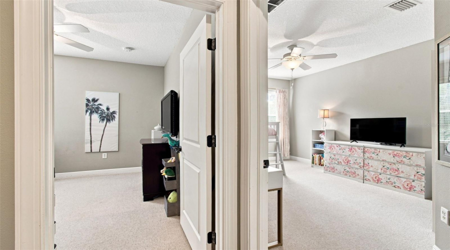 Tampa, Florida 33611, 4 Bedroom Bedrooms, ,2 Bathroombathrooms,Residential,For Sale,4Th,0,Mfrtb8541735