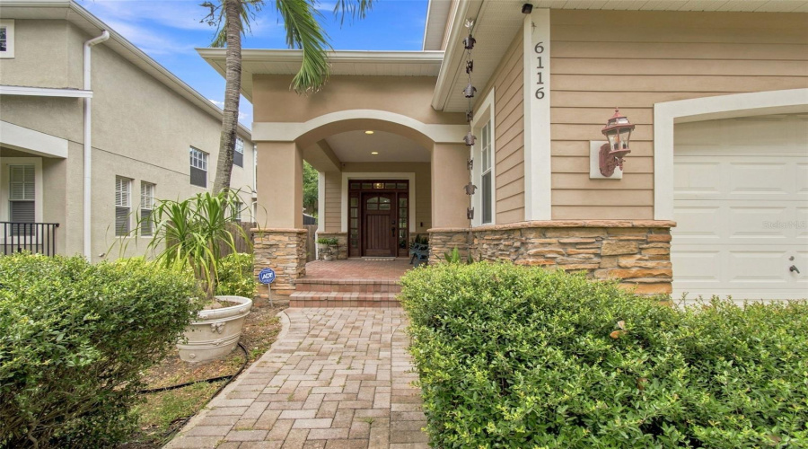 Tampa, Florida 33611, 4 Bedroom Bedrooms, ,2 Bathroombathrooms,Residential,For Sale,4Th,0,Mfrtb8541735