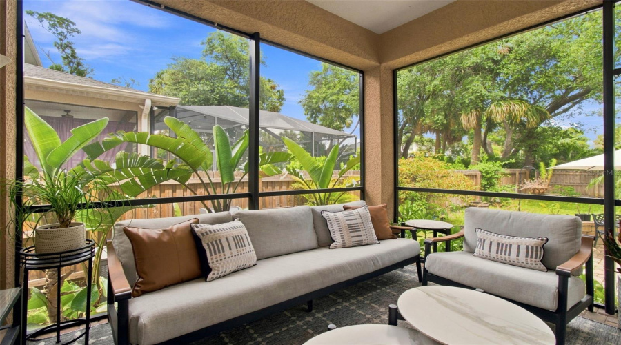 Tampa, Florida 33611, 4 Bedroom Bedrooms, ,2 Bathroombathrooms,Residential,For Sale,4Th,0,Mfrtb8541735