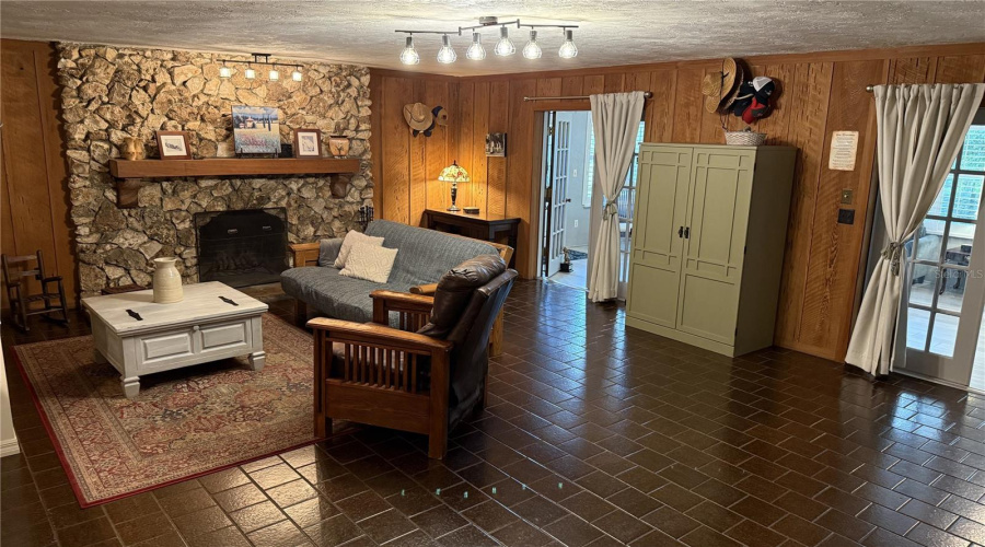 Lake Helen, Florida 32744, 3 Bedroom Bedrooms, ,2 Bathroombathrooms,Residential,For Sale,Ohio,0,Mfro6388675