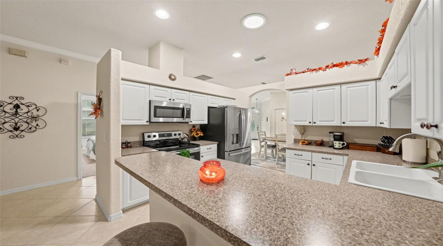 New Port Richey, Florida 34654, 3 Bedroom Bedrooms, ,2 Bathroombathrooms,Residential,For Sale,Tournament View Ave,0,Mfrtb8542743