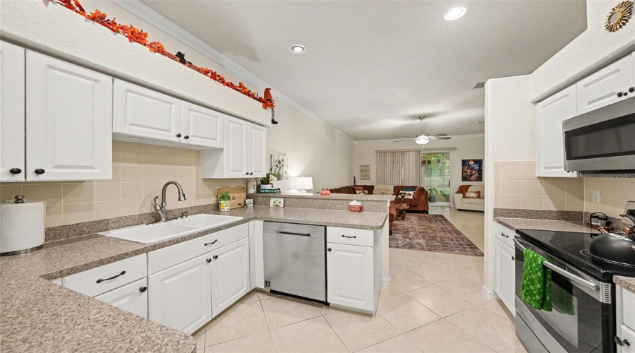New Port Richey, Florida 34654, 3 Bedroom Bedrooms, ,2 Bathroombathrooms,Residential,For Sale,Tournament View Ave,0,Mfrtb8542743
