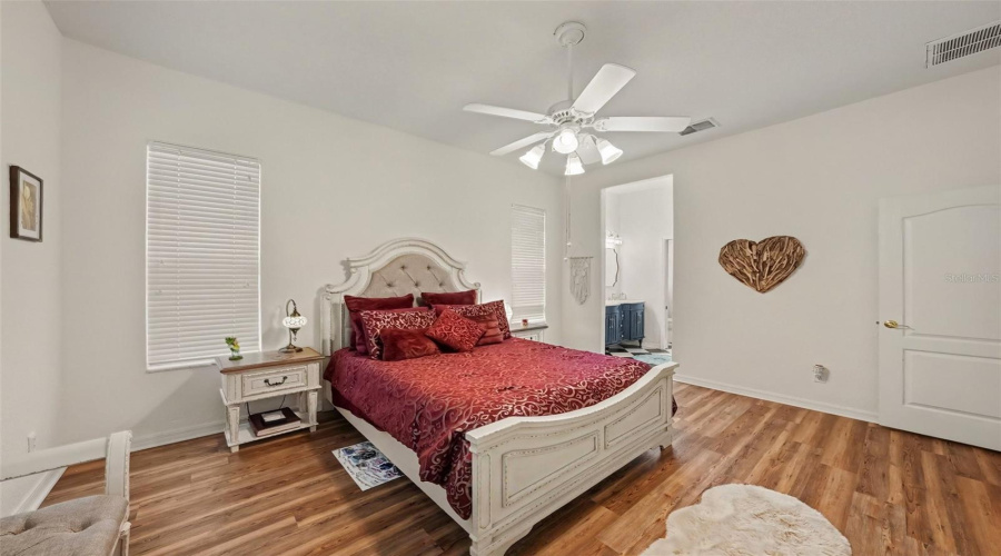 New Port Richey, Florida 34654, 3 Bedroom Bedrooms, ,2 Bathroombathrooms,Residential,For Sale,Tournament View Ave,0,Mfrtb8542743