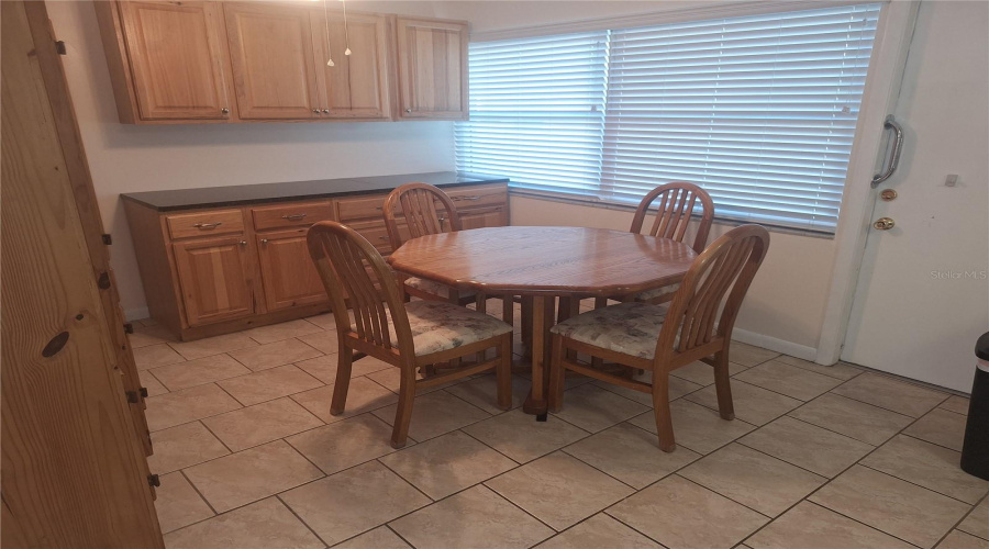 Pinellas Park, Florida 33781, 2 Bedroom Bedrooms, ,2 Bathroombathrooms,Residential,For Sale,Austin,0,Mfrtb8542868