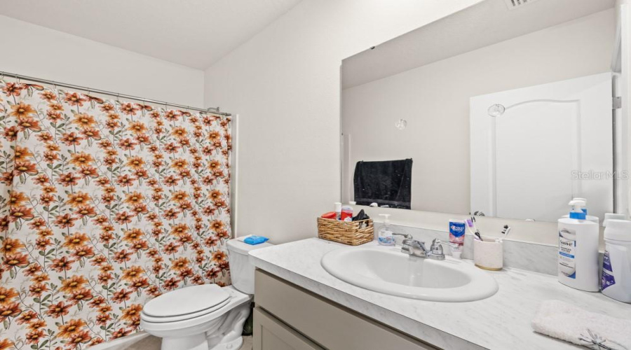 St Cloud, Florida 34771, 3 Bedroom Bedrooms, ,2 Bathroombathrooms,Residential,For Sale,Tay Wes,0,Mfro6382173