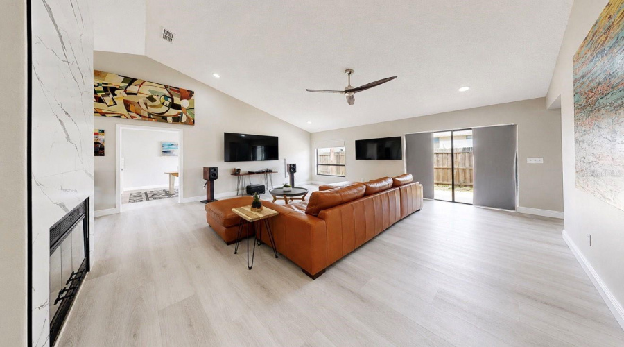 Brandon, Florida 33511, 3 Bedroom Bedrooms, ,2 Bathroombathrooms,Residential,For Sale,Stanfield,0,Mfrtb8542998