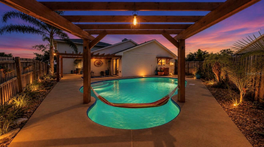 Brandon, Florida 33511, 3 Bedroom Bedrooms, ,2 Bathroombathrooms,Residential,For Sale,Stanfield,0,Mfrtb8542998