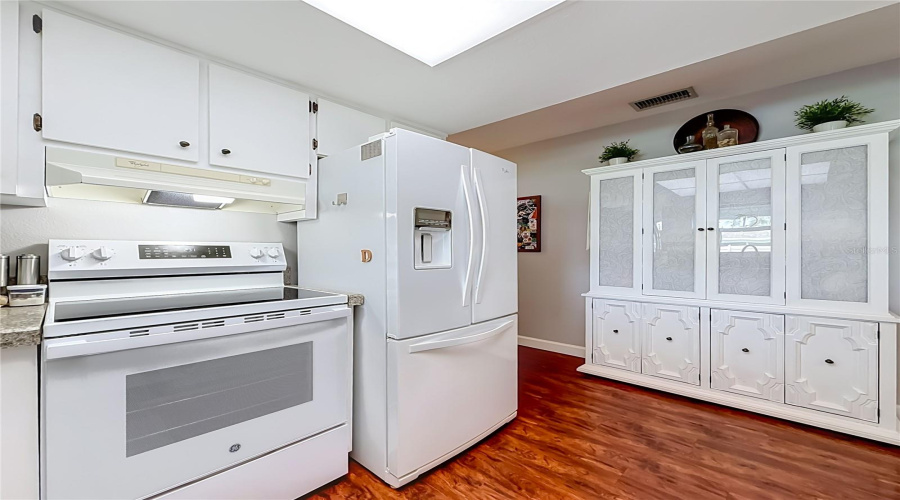 Largo, Florida 33778, 3 Bedroom Bedrooms, ,2 Bathroombathrooms,Residential,For Sale,116Th,0,Mfrtb8542586