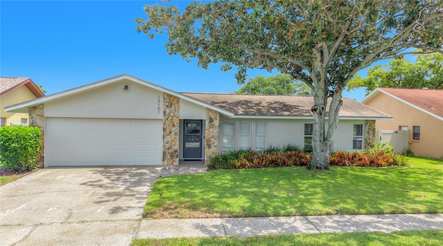 Largo, Florida 33778, 3 Bedroom Bedrooms, ,2 Bathroombathrooms,Residential,For Sale,116Th,0,Mfrtb8542586