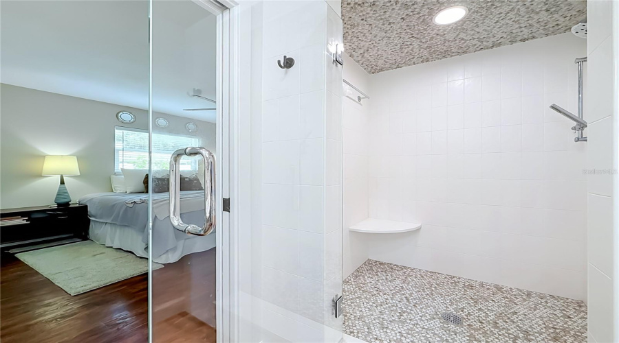 Largo, Florida 33778, 3 Bedroom Bedrooms, ,2 Bathroombathrooms,Residential,For Sale,116Th,0,Mfrtb8542586