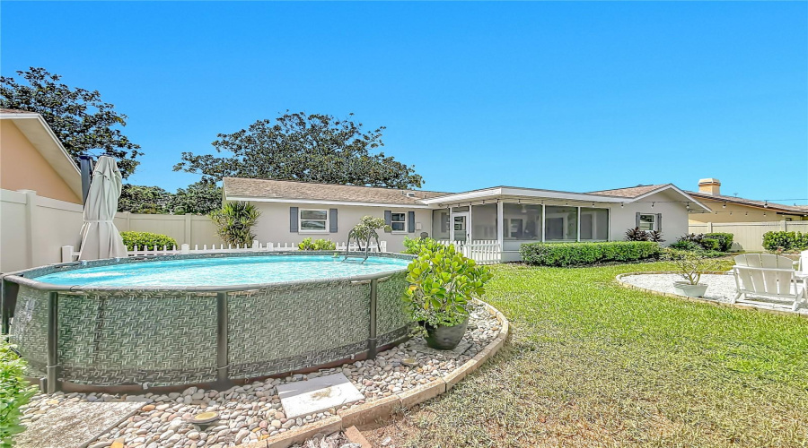 Largo, Florida 33778, 3 Bedroom Bedrooms, ,2 Bathroombathrooms,Residential,For Sale,116Th,0,Mfrtb8542586