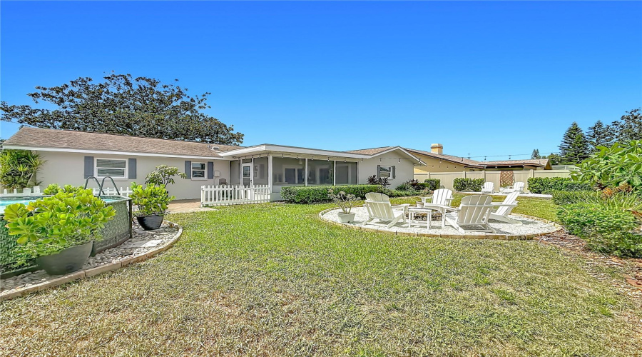 Largo, Florida 33778, 3 Bedroom Bedrooms, ,2 Bathroombathrooms,Residential,For Sale,116Th,0,Mfrtb8542586