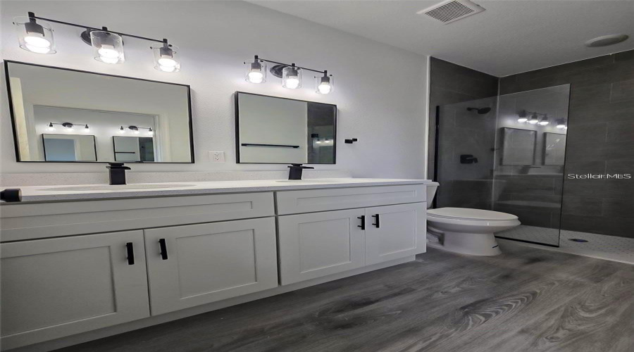 Ocala, Florida 34473, 4 Bedroom Bedrooms, ,2 Bathroombathrooms,Residential,For Sale,52Nd,0,Mfro6389347