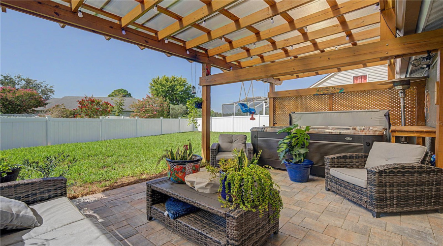 Lutz, Florida 33559, 3 Bedroom Bedrooms, ,2 Bathroombathrooms,Residential,For Sale,Mistwood,0,Mfrtb8528543