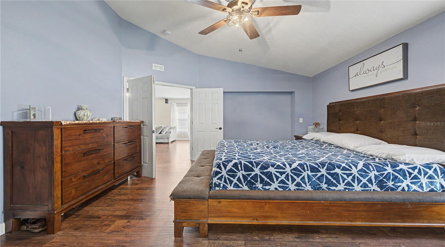 Lutz, Florida 33559, 3 Bedroom Bedrooms, ,2 Bathroombathrooms,Residential,For Sale,Mistwood,0,Mfrtb8528543