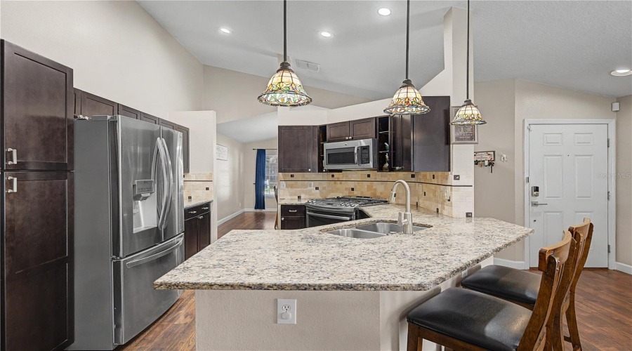 Lutz, Florida 33559, 3 Bedroom Bedrooms, ,2 Bathroombathrooms,Residential,For Sale,Mistwood,0,Mfrtb8528543