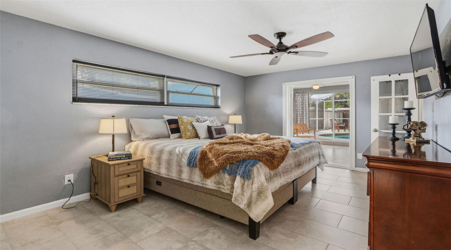 Pinellas Park, Florida 33781, 2 Bedroom Bedrooms, ,2 Bathroombathrooms,Residential,For Sale,71St,0,Mfrtb8502921