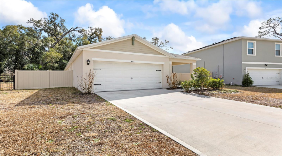 Deland, Florida 32720, 3 Bedroom Bedrooms, ,2 Bathroombathrooms,Residential,For Sale,Pelham Park,0,Mfrv4949063