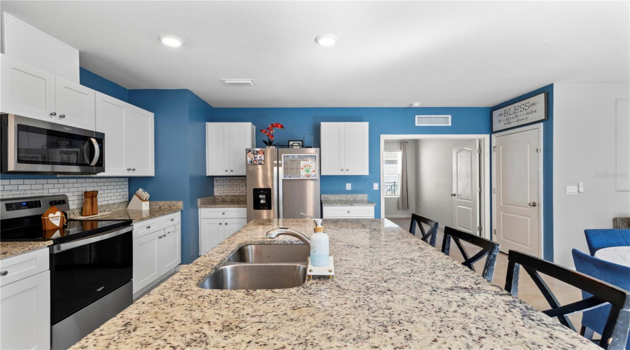 Deland, Florida 32720, 3 Bedroom Bedrooms, ,2 Bathroombathrooms,Residential,For Sale,Pelham Park,0,Mfrv4949063