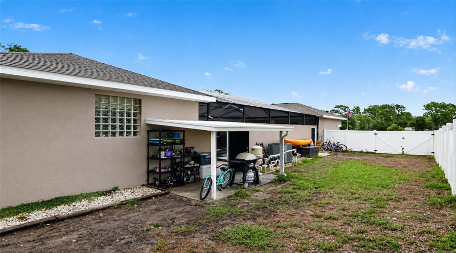Weeki Wachee, Florida 34613, 3 Bedroom Bedrooms, ,3 Bathroombathrooms,Residential,For Sale,Mavis,0,Mfrtb8533945